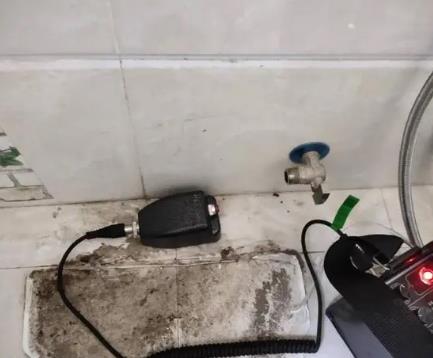 芦淞屋顶漏水维修公司分享下卫生间漏水的危害及解决方法